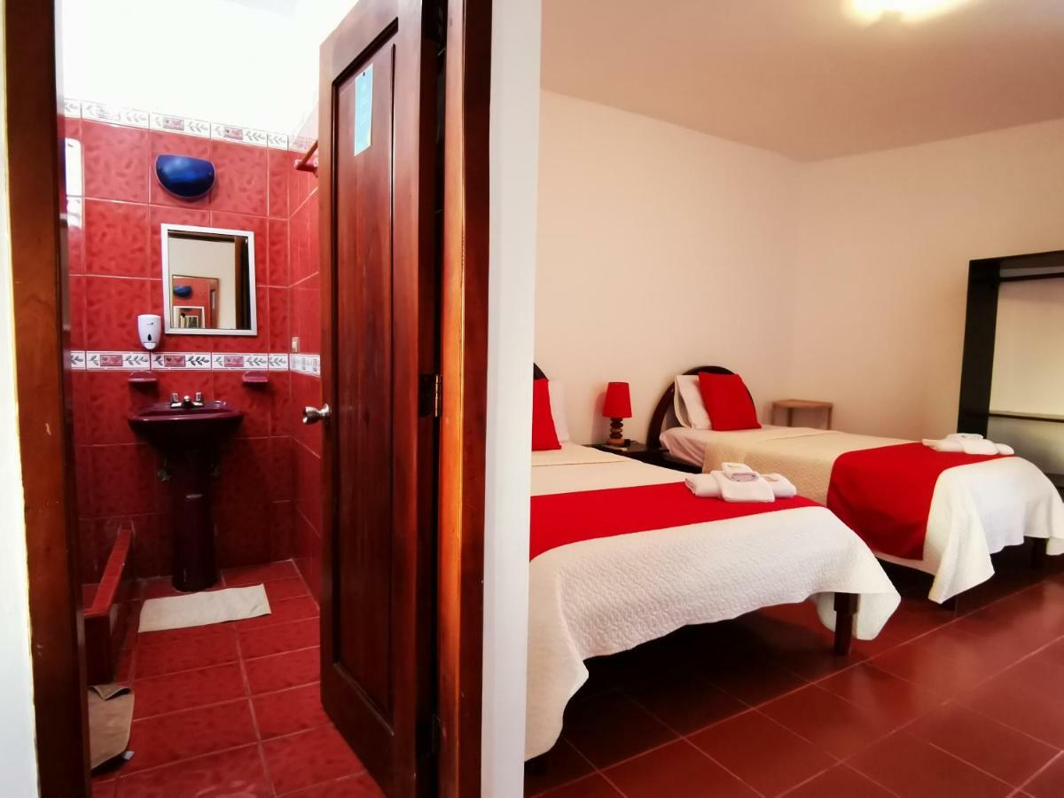 Hostal La Isla Del Descanso 푸에르토빌라밀 외부 사진