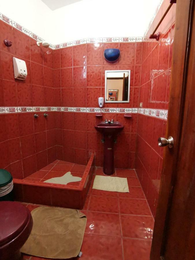 Hostal La Isla Del Descanso 푸에르토빌라밀 외부 사진