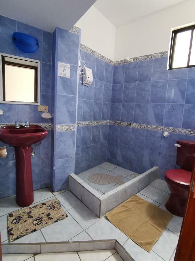 Hostal La Isla Del Descanso 푸에르토빌라밀 외부 사진